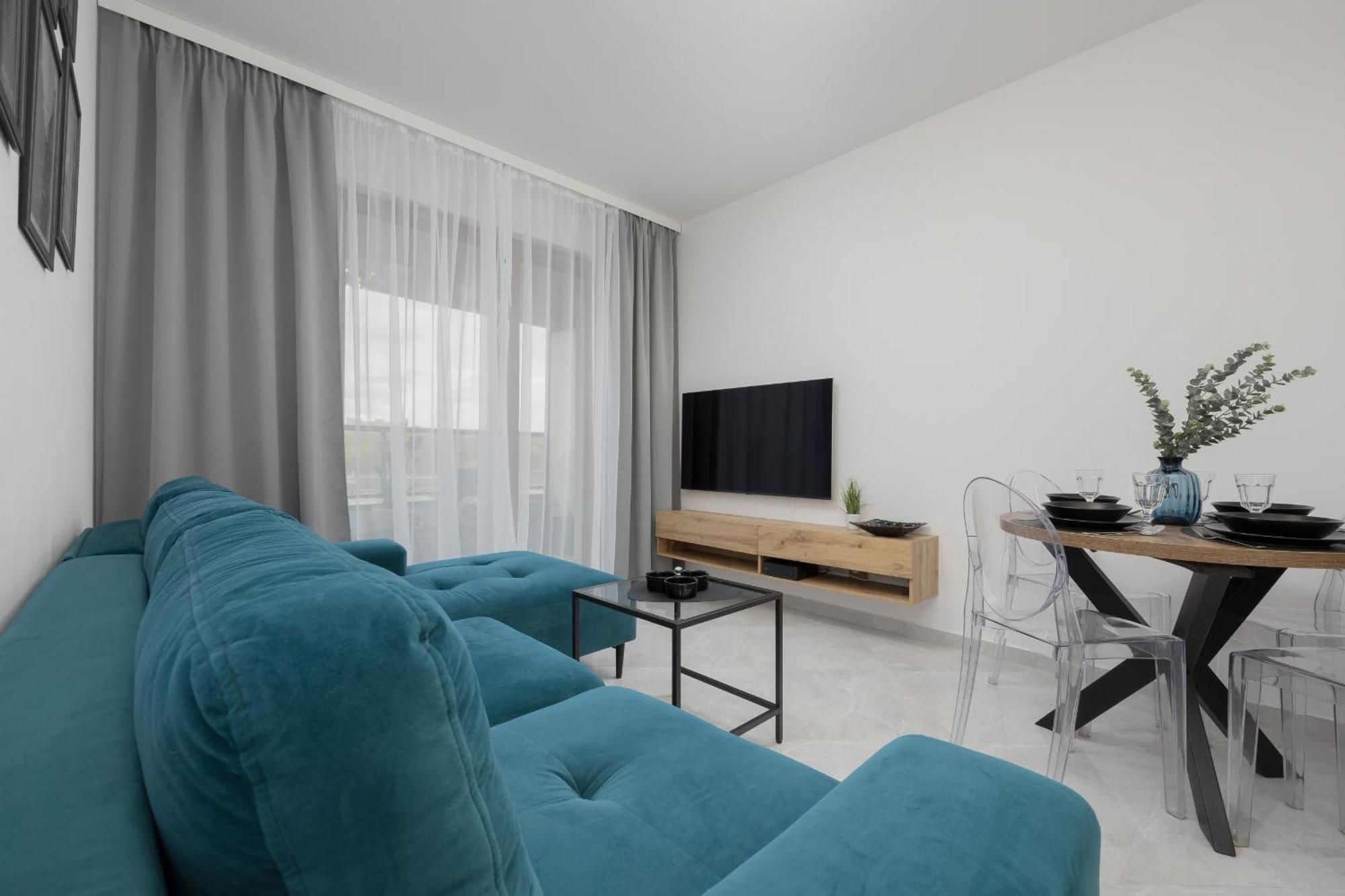 Apartment With Balcony & Parking In Warsaw By Noclegi Renters Zewnętrze zdjęcie